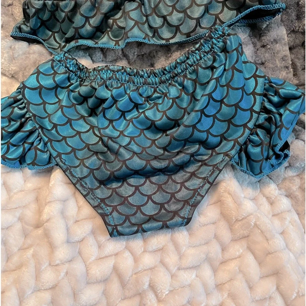Baby 2 Piece Bikini Blue & Black mermaid design w ruffles so very Cute Size 2T 👙